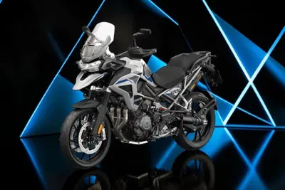 Triumph Tiger 1200 Alpine Special Edition (2026) nuova