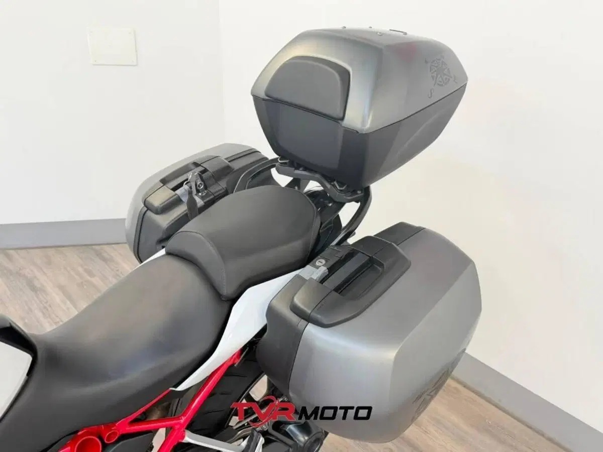 Bmw R 1200 R (2015 - 16) (9)