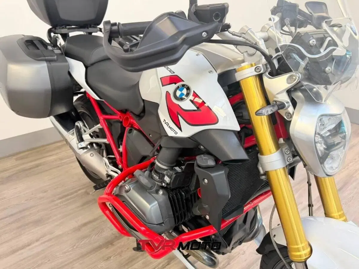 Bmw R 1200 R (2015 - 16) (10)