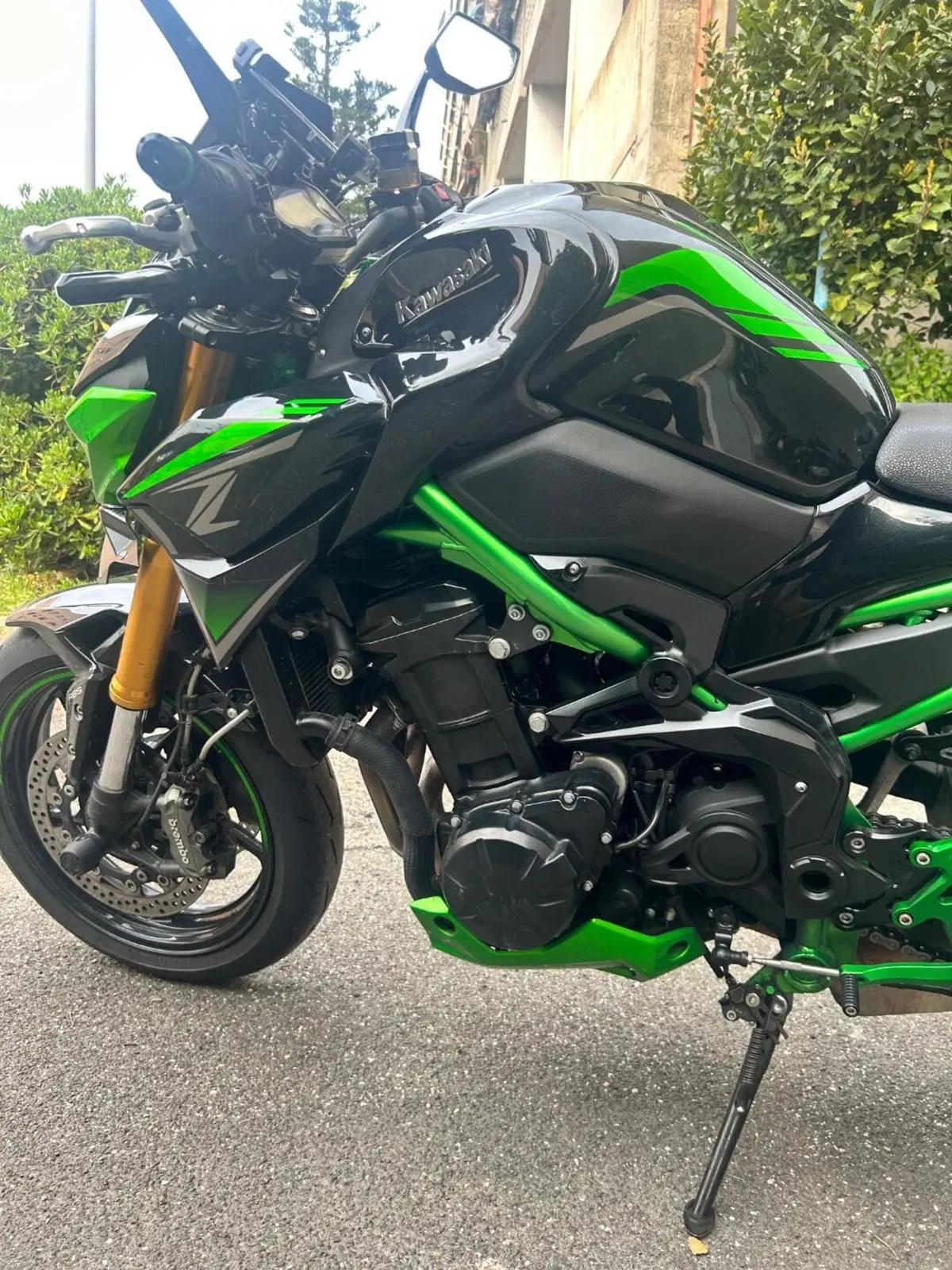 Kawasaki Z 900 SE (2022 - 24) (4)