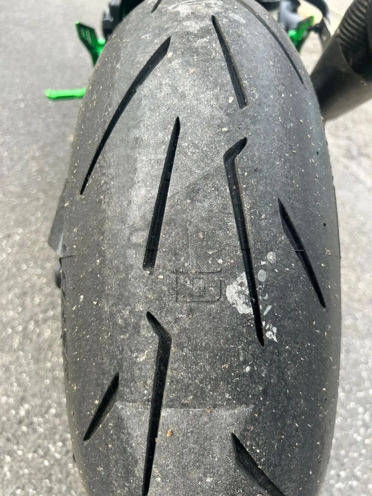 Kawasaki Z 900 SE (2022 - 24) (5)