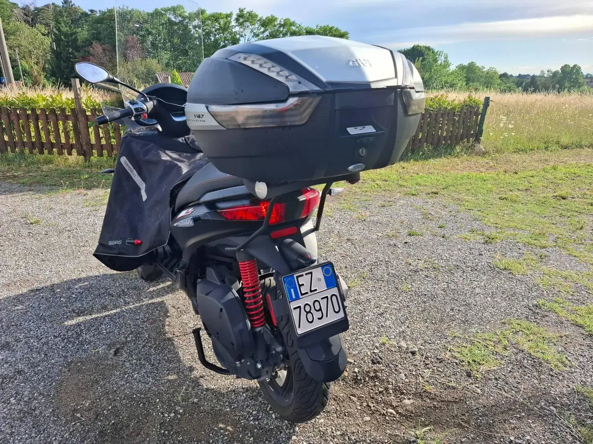 Piaggio MP3 300 Sport ABS Hpe (2021 - 24) (5)