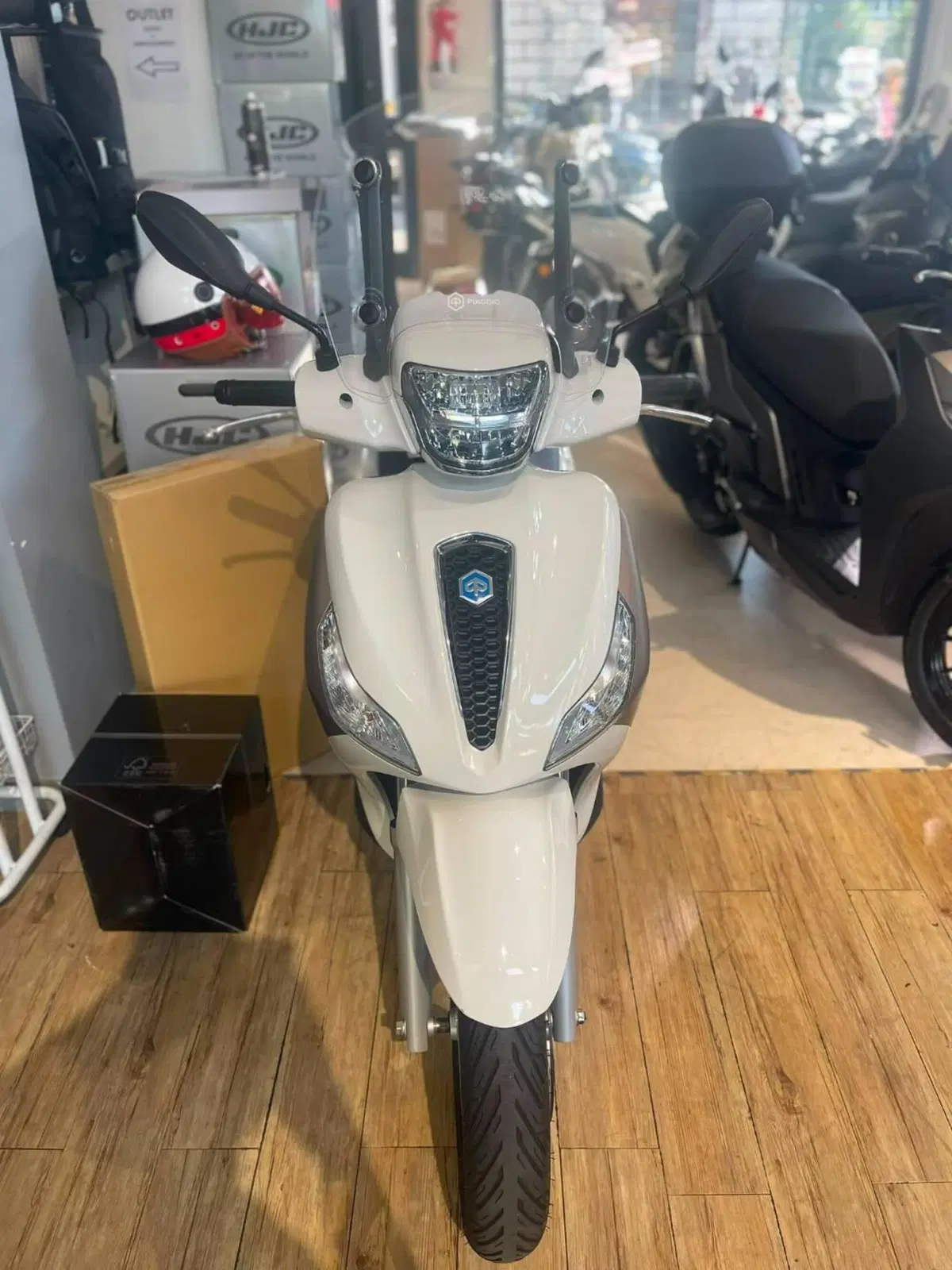 Piaggio Medley 150 ABS (2021 - 25) (2)