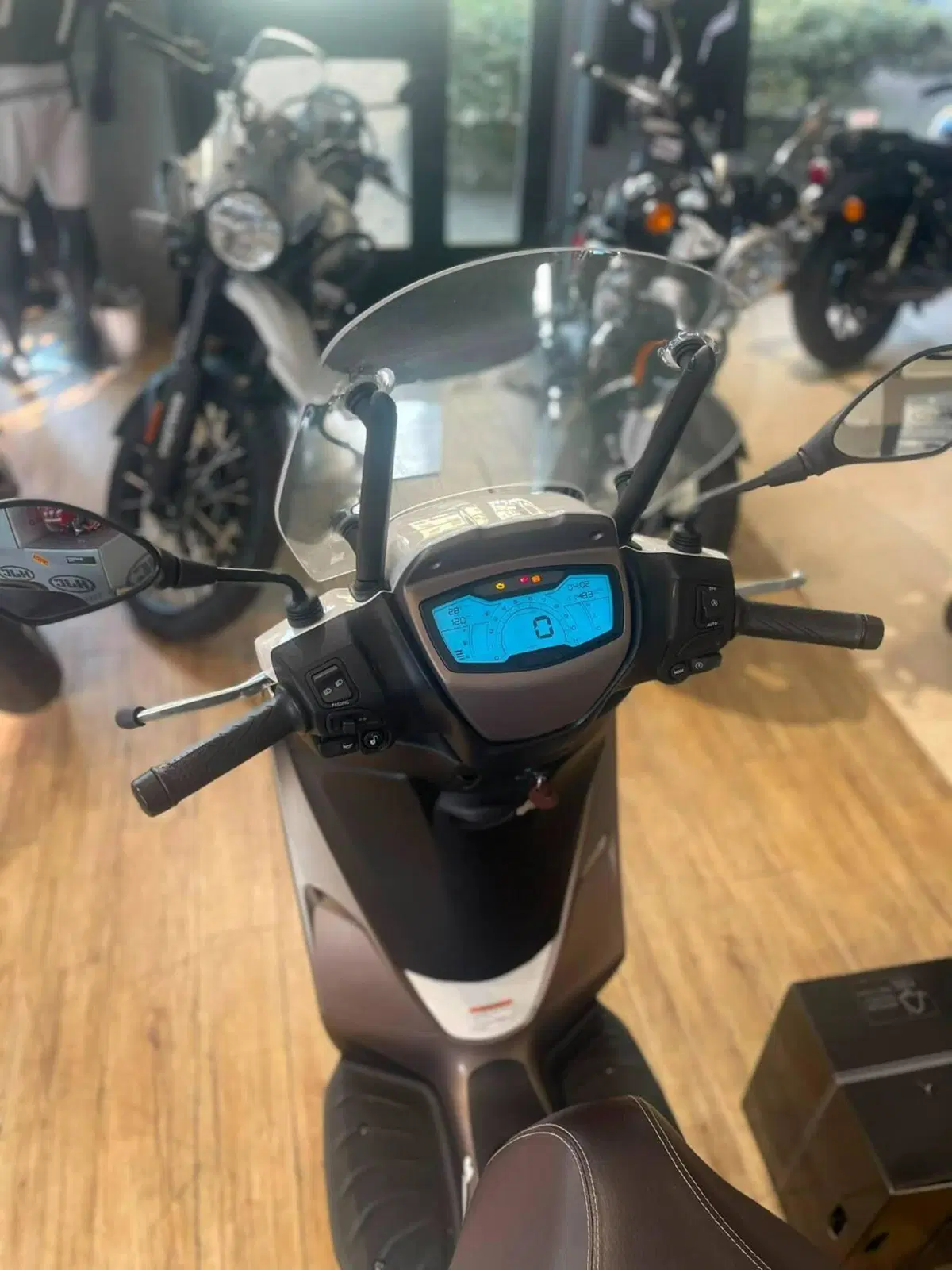 Piaggio Medley 150 ABS (2021 - 25) (9)