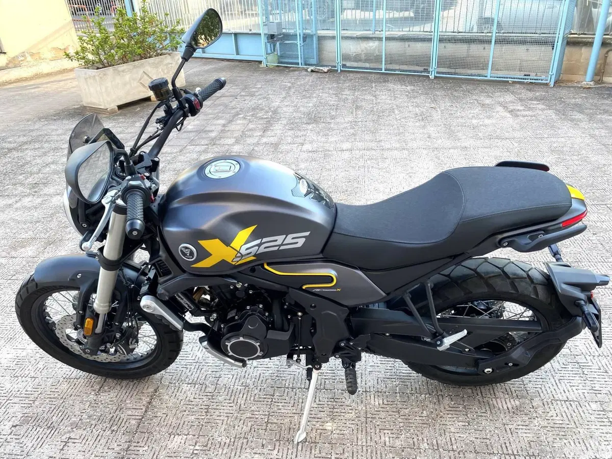 Voge Trofeo 525ACX Scrambler (2023 - 26) (3)