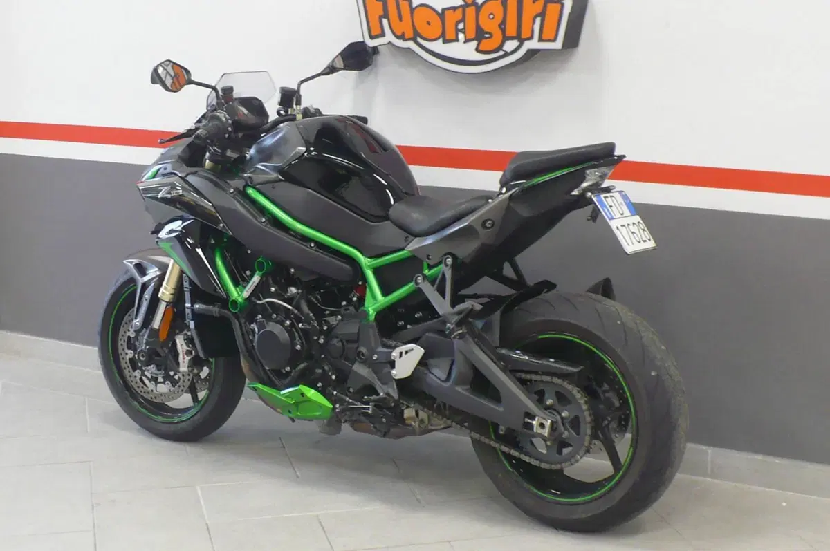 Kawasaki Z H2 SE (2021 - 24) (2)
