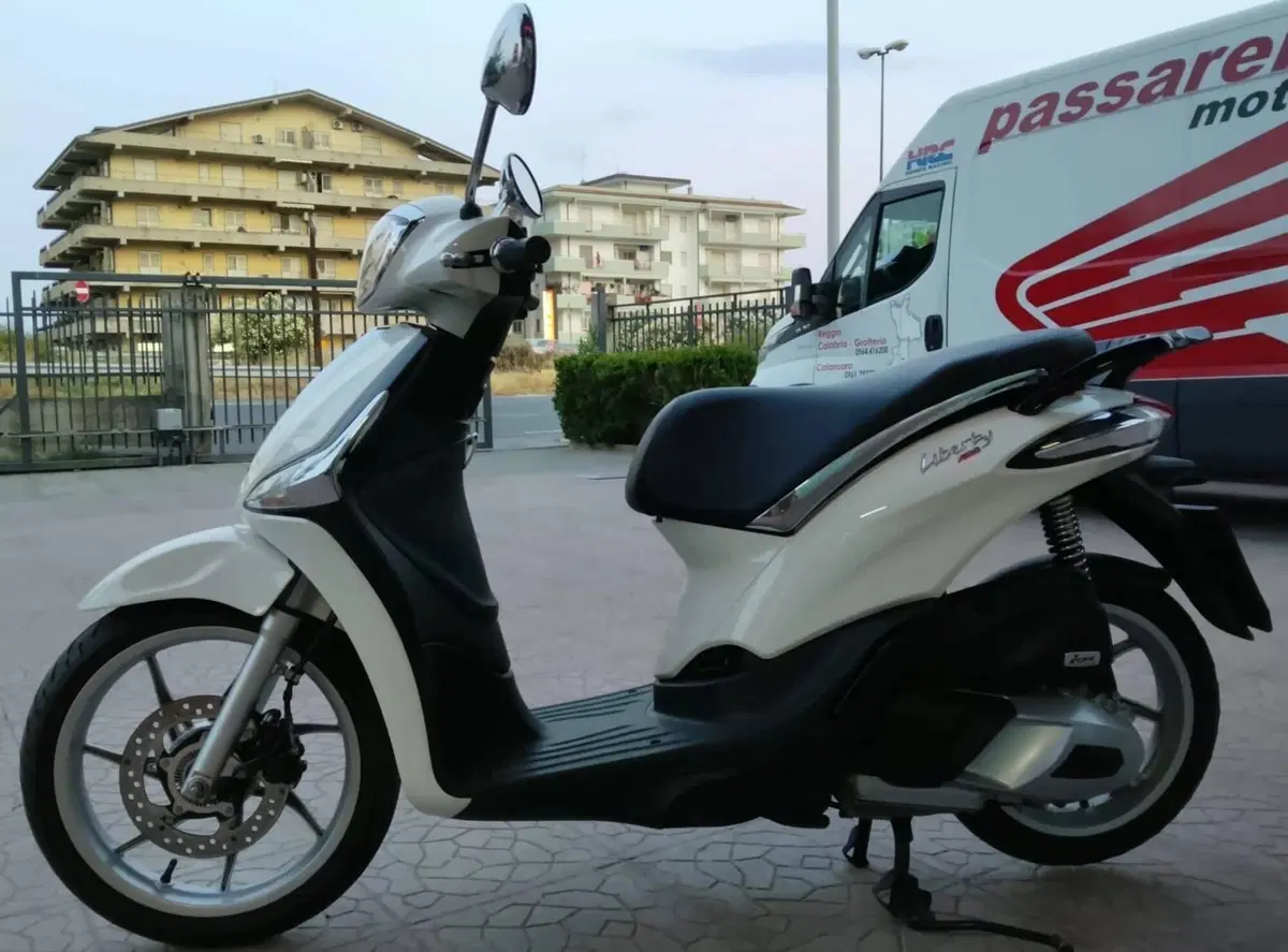 Piaggio Liberty 125 3V ABS (2021 - 24) (3)