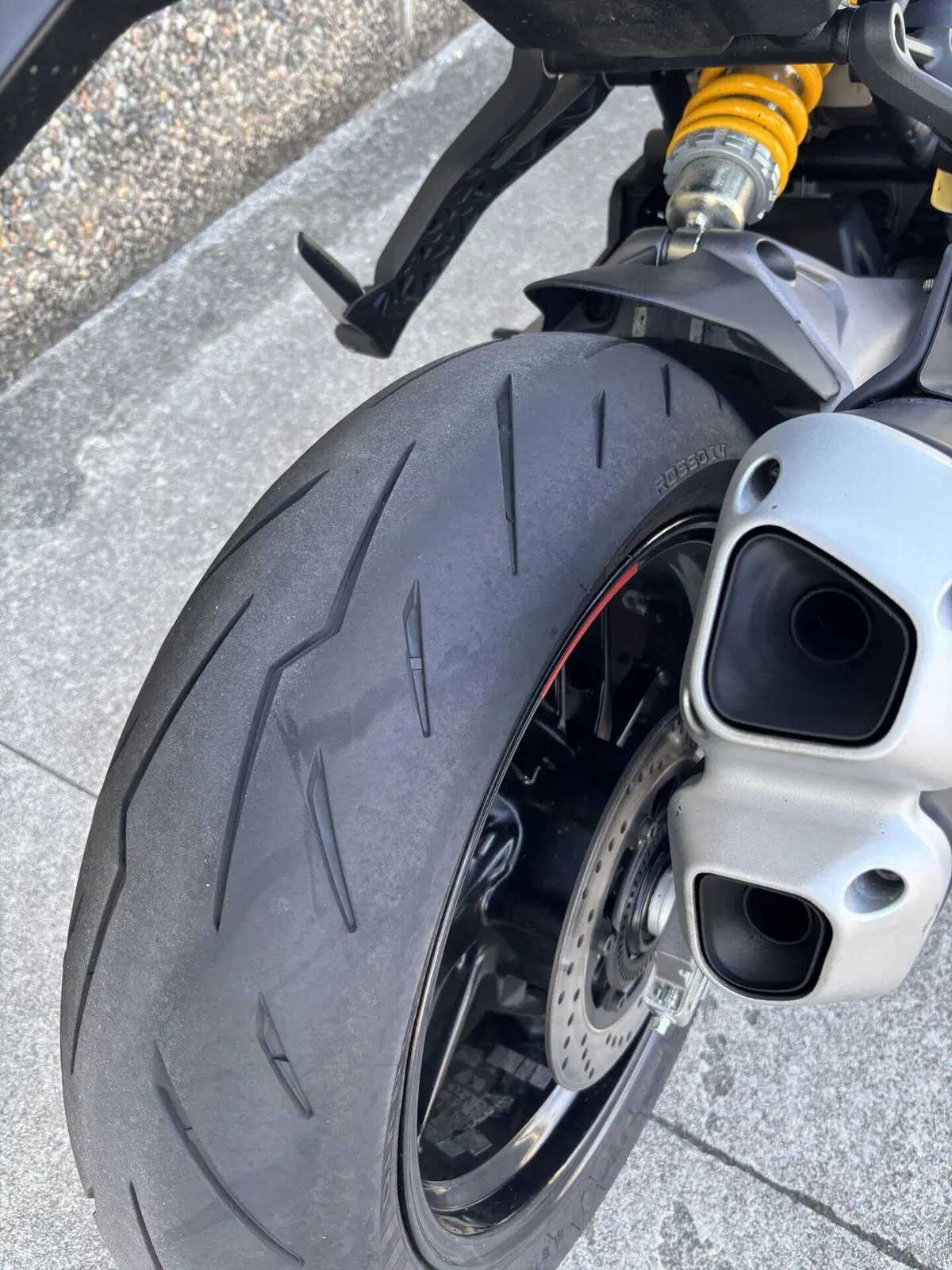 Ducati Monster 821 Stealth (2019 - 20) (6)