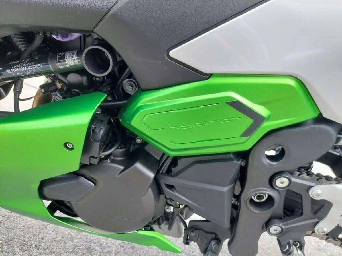 Kawasaki Z7 Hybrid (2024 - 26) (13)