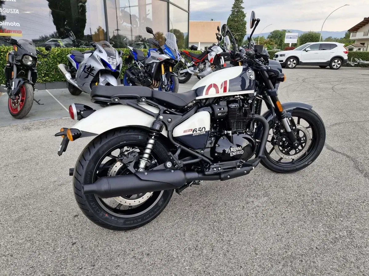 Royal Enfield Shotgun 650 (2024 - 26) (7)