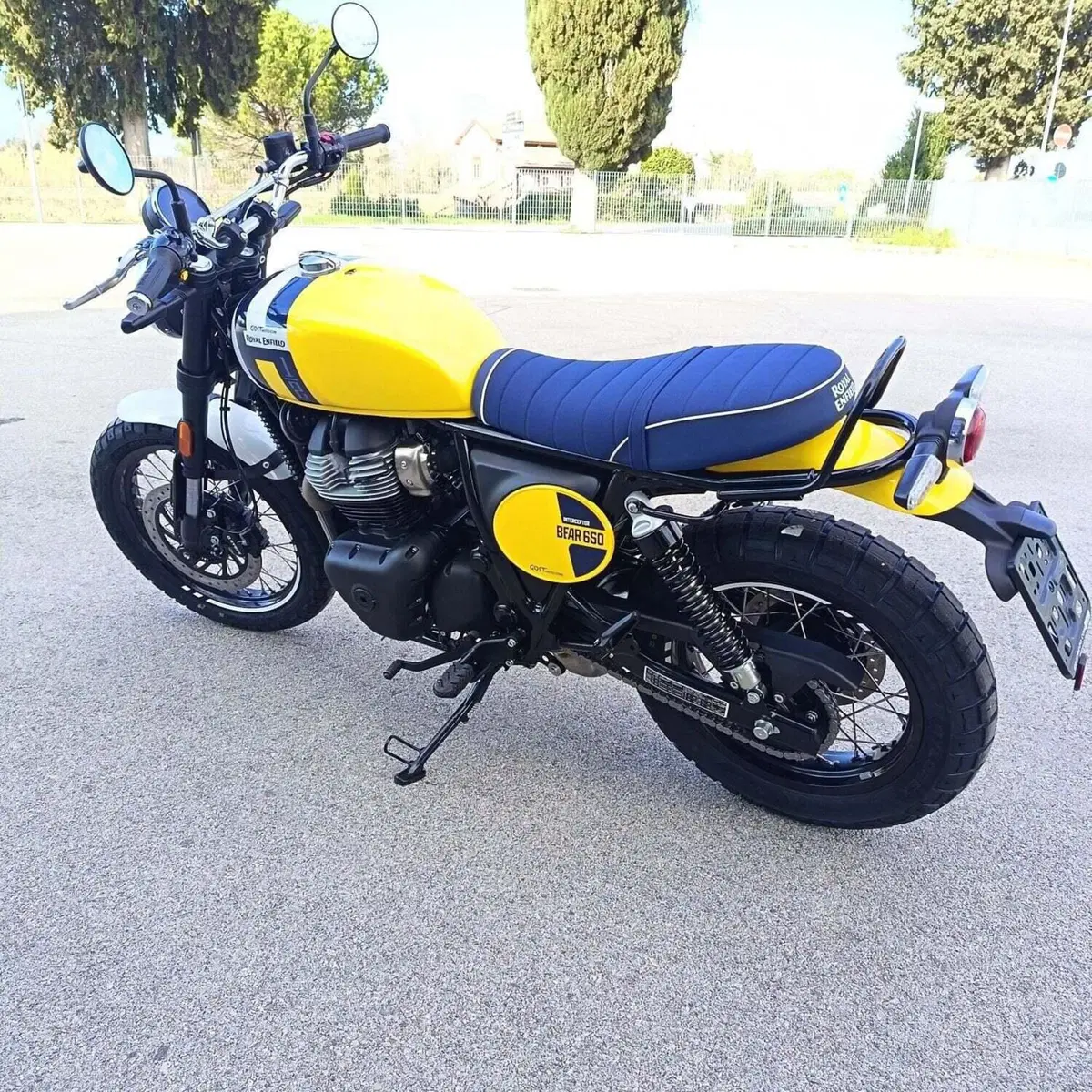 Royal Enfield Bear 650 (2025 - 26) (7)