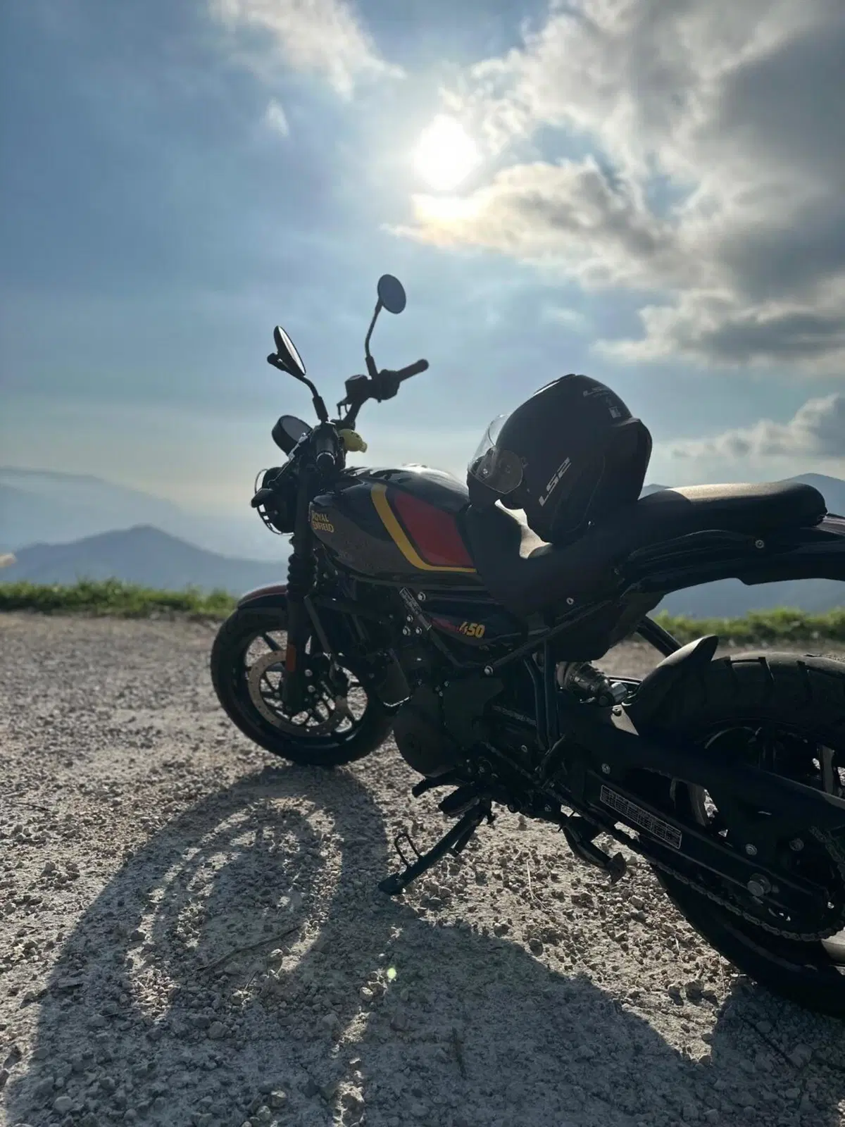 Royal Enfield Guerrilla 450 (2024 - 26) (4)