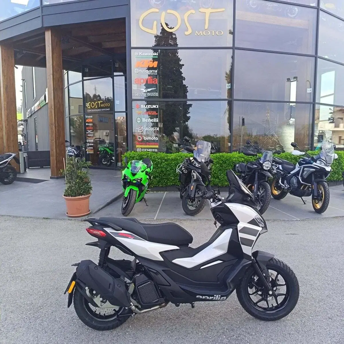 Aprilia SR GT 125 (2025 - 26)