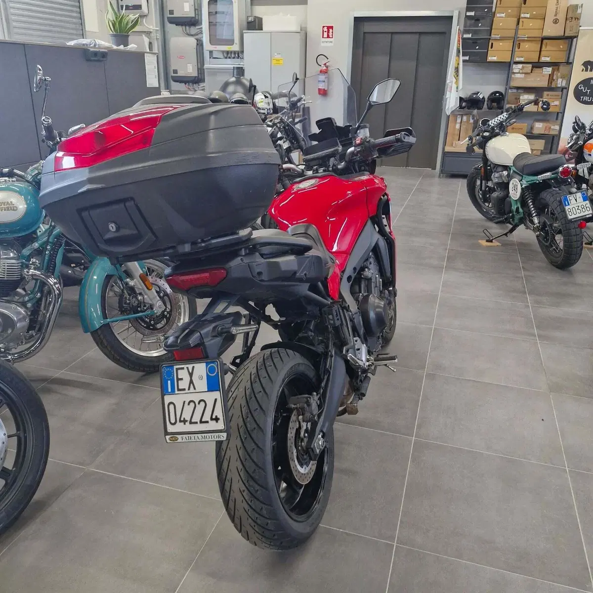 Yamaha Tracer 9 (2021 - 24) (8)