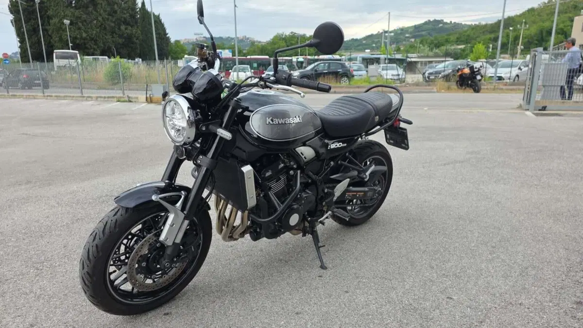 Kawasaki Z 900 RS (2022 - 25) (6)