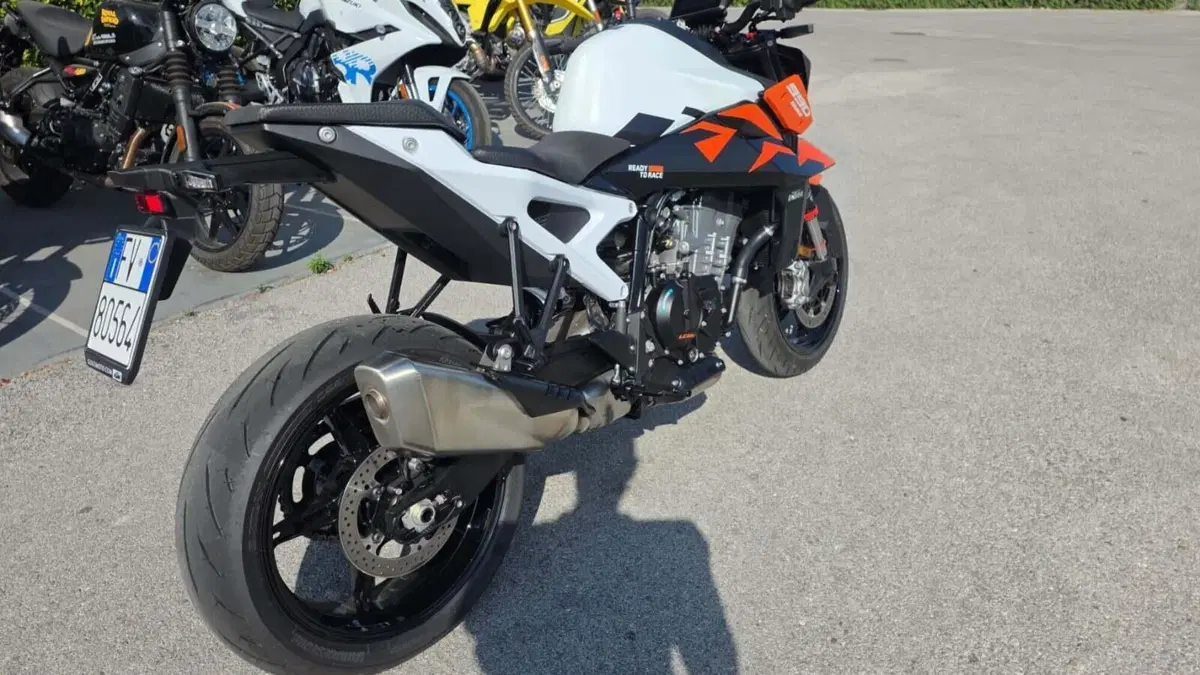 KTM 990 Duke (2024 - 26) (5)