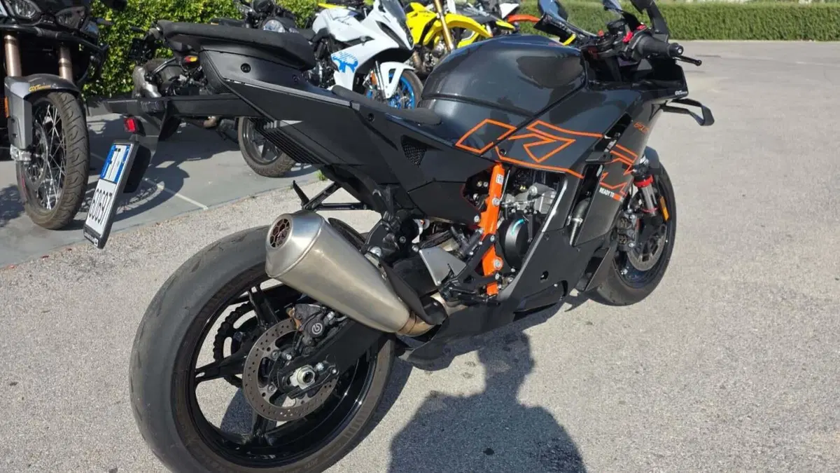 KTM 990 RC R (2026) (3)