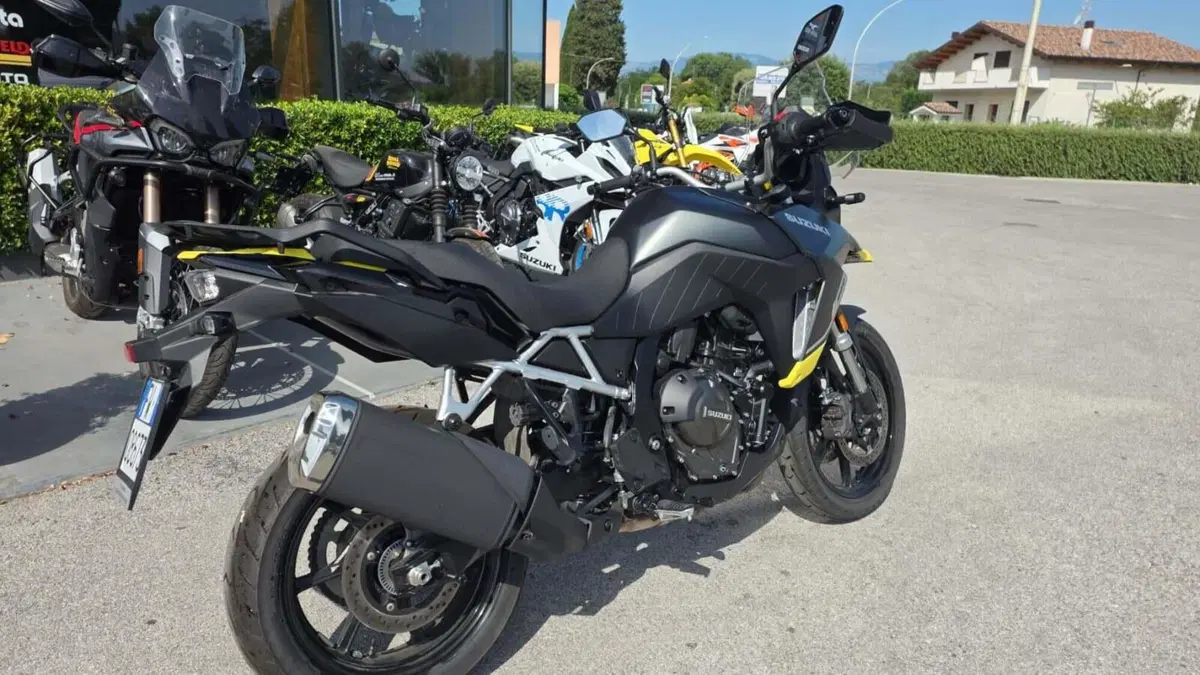 Suzuki V-Strom 800SE (2025 - 26) (2)