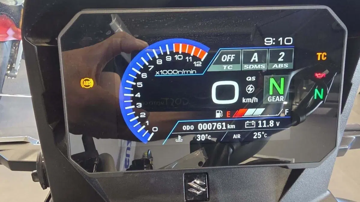 Suzuki V-Strom 800SE (2025 - 26) (6)