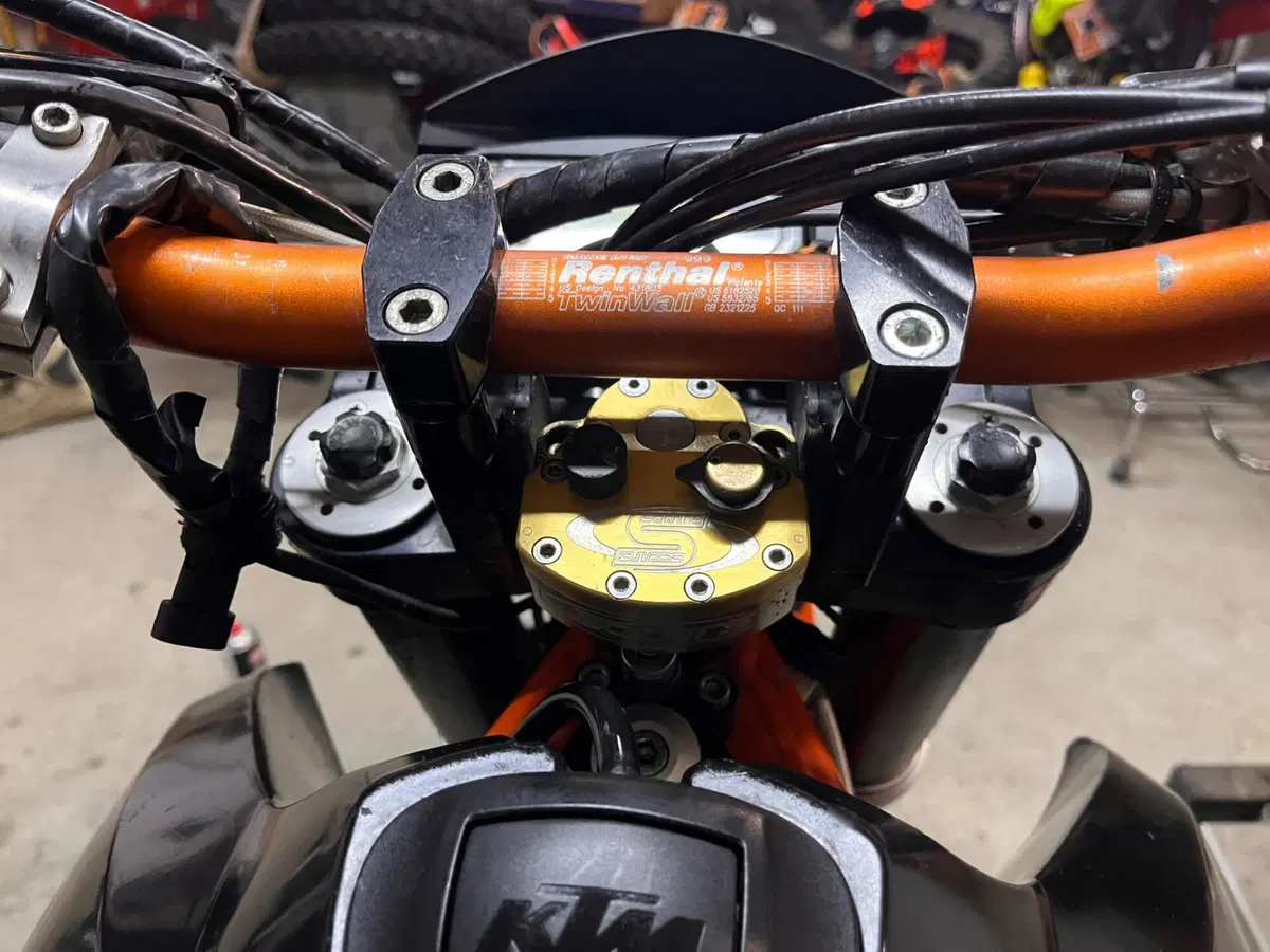 KTM 950 Super Enduro (2006 - 08) (6)