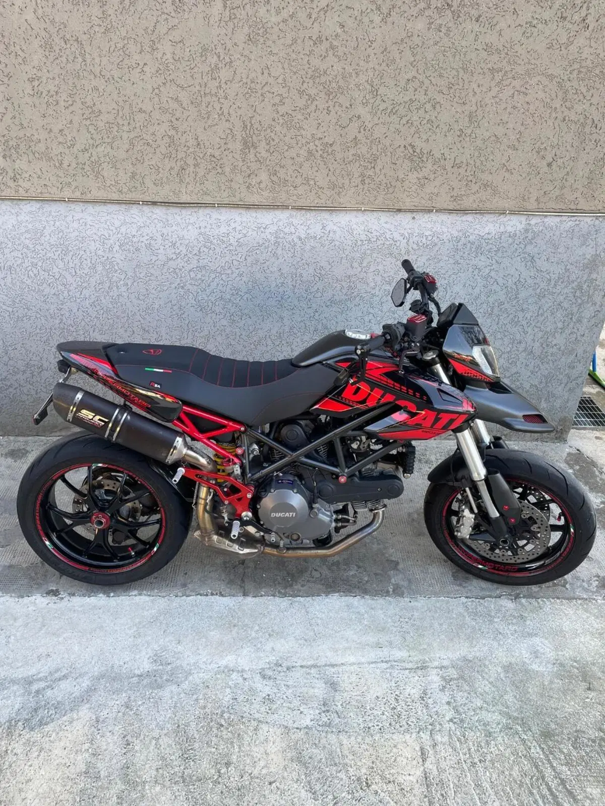 Ducati Hypermotard 796 (2012)