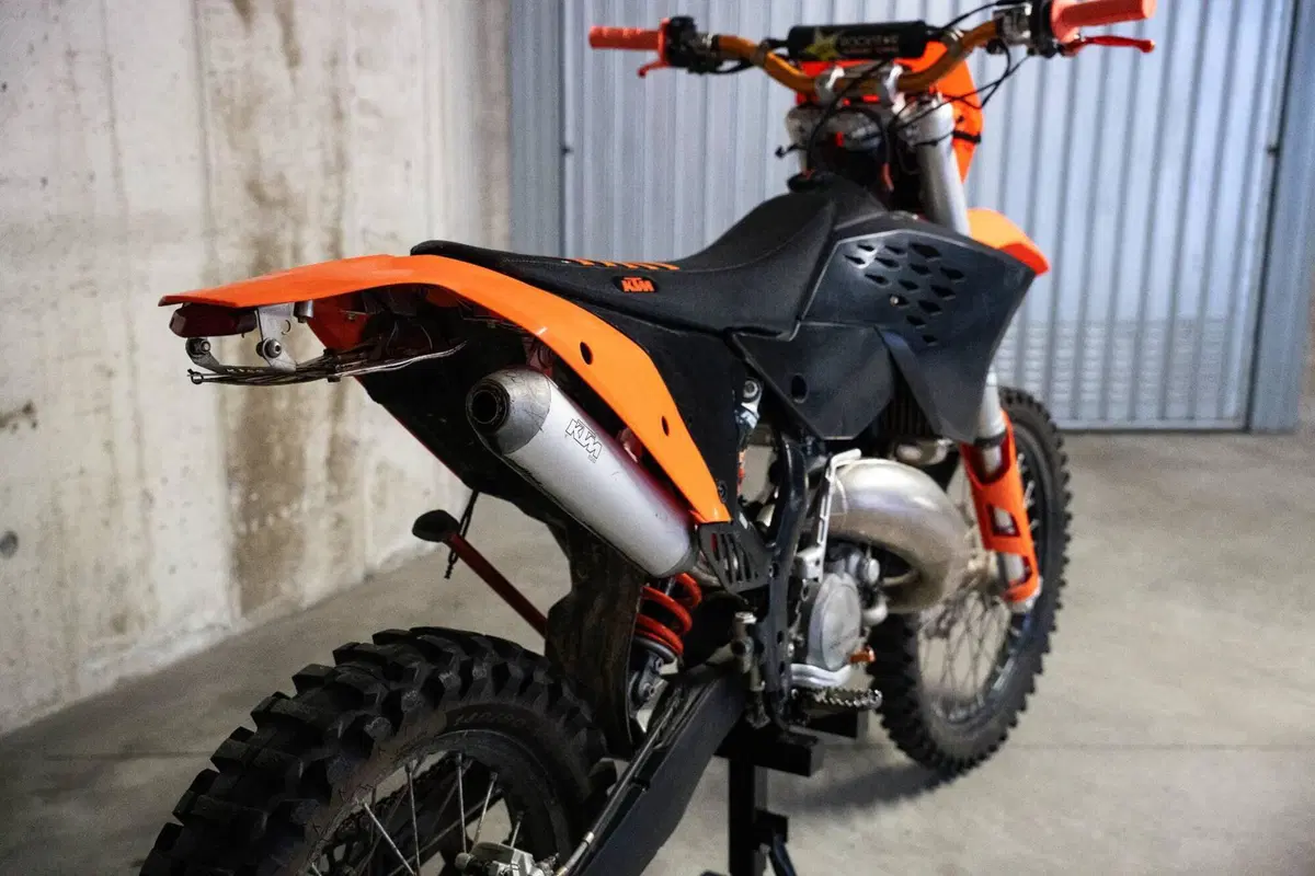 KTM 125 EXC (2009) (5)