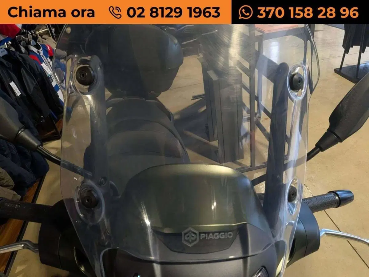 Piaggio Beverly 400 (2025 - 26) (8)