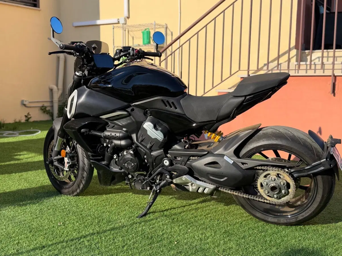 Ducati Diavel V4 (2023 - 26) (20)