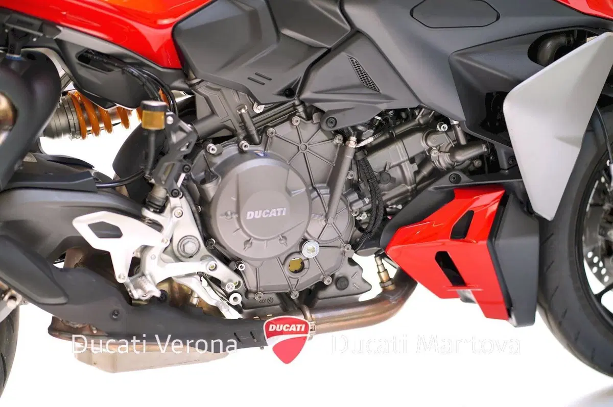 Ducati Streetfighter V2 S (2025 - 26) (10)