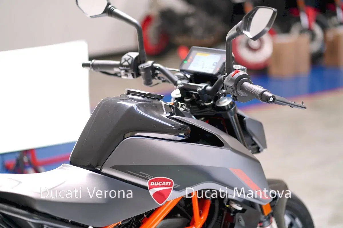KTM 390 Duke (2021 - 23) (12)