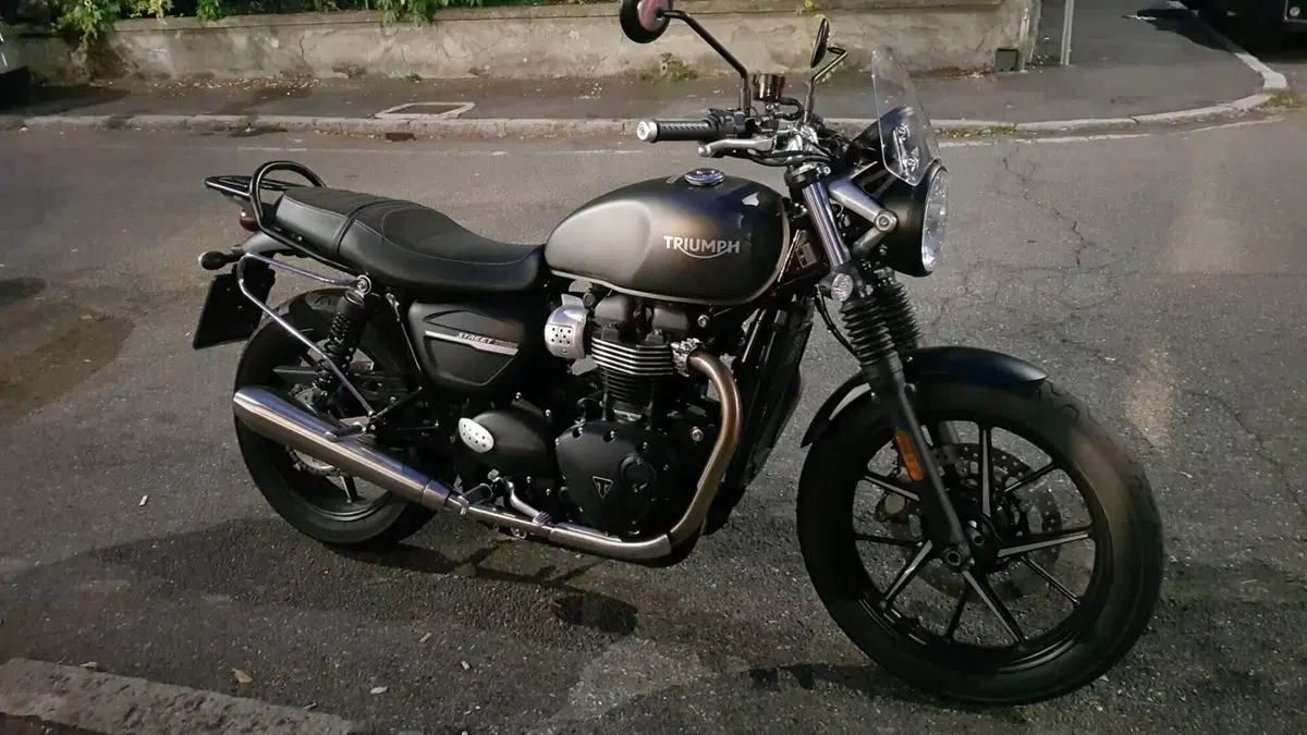 Triumph Street Twin 900 (2019 - 20)