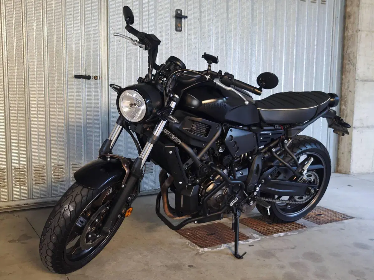 Yamaha XSR 700 ABS (2016 - 20) (7)