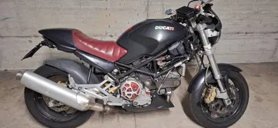 Ducati Monster 900 City Dark I.E. (1999 - 02) usata