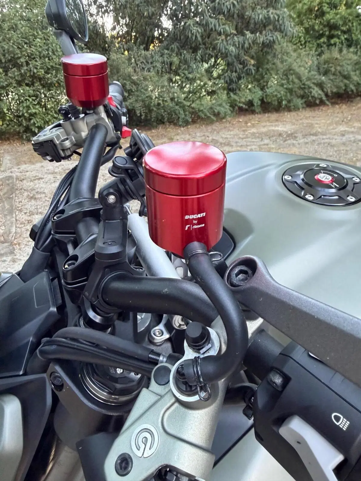 Ducati Streetfighter V2 955 Green (2022 - 23) (7)