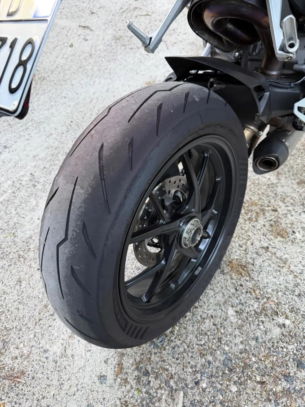 Ducati Streetfighter V2 955 Green (2022 - 23) (18)