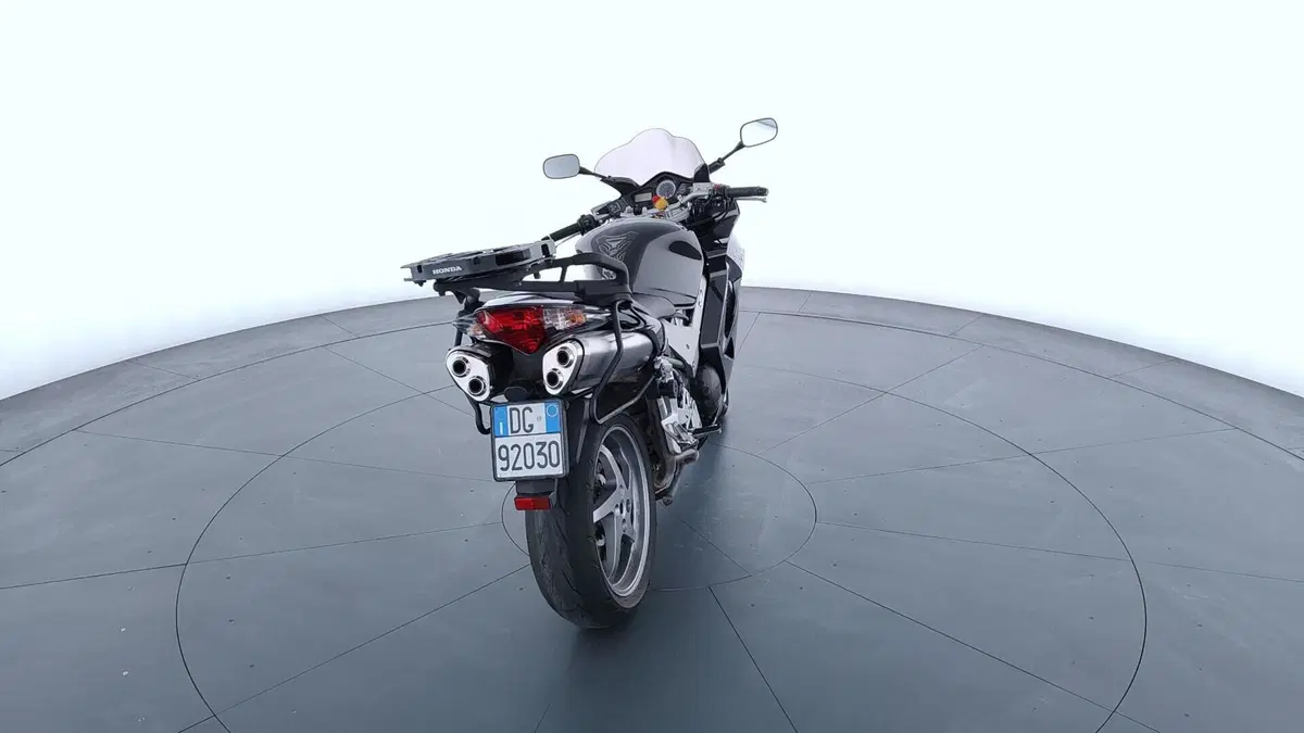 Honda VFR 800 (2006 - 13) (2)