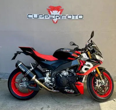 Aprilia Tuono V4 Factory (2021 - 24) usata