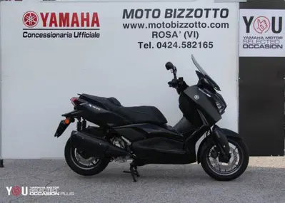 Yamaha X-Max 300 Tech Max (2021 - 24) usata