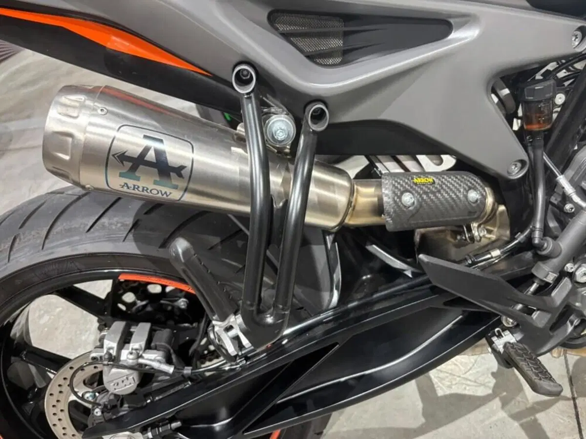 KTM 790 Duke L (2023 - 24) (5)