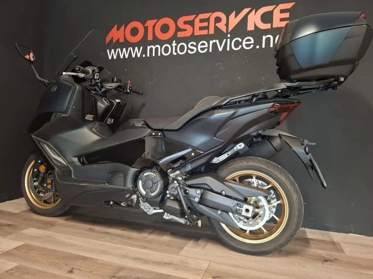 Yamaha T-Max 560 Tech Max (2022 - 24) (3)