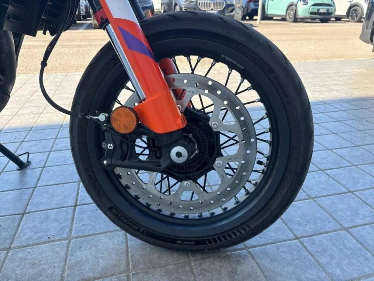 KTM 390 SMC R (2025 - 26) (7)