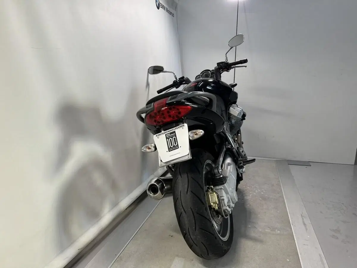 Moto Guzzi Breva 850 (2006 - 11) (14)