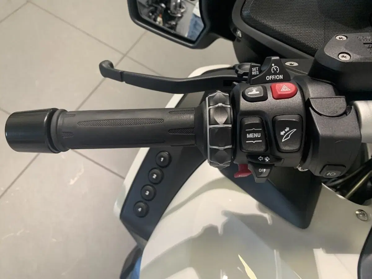 Bmw R 1250 RT (2021 - 25) (11)