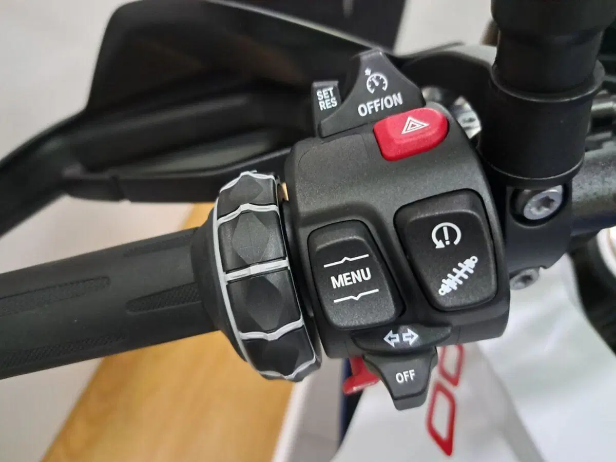 Bmw F 900 XR (2025 - 26) (8)