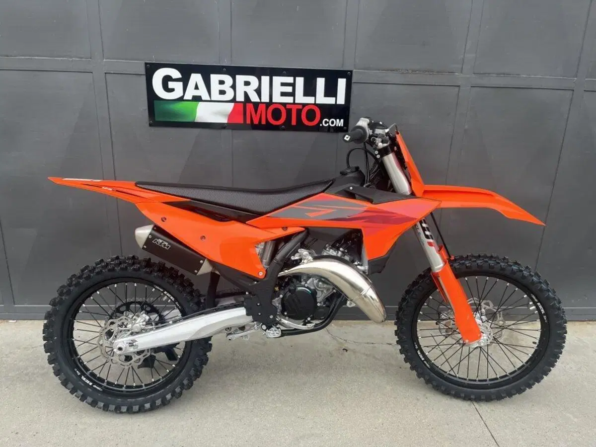 KTM 125 SX (2027) (3)