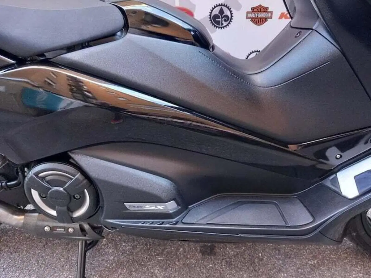 Yamaha T-Max 530 SX (2017 - 19) (5)
