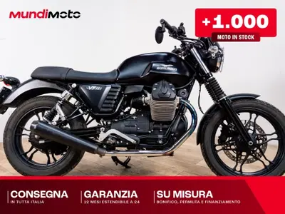 Moto Guzzi V7 II Stone (2015 - 17) usata