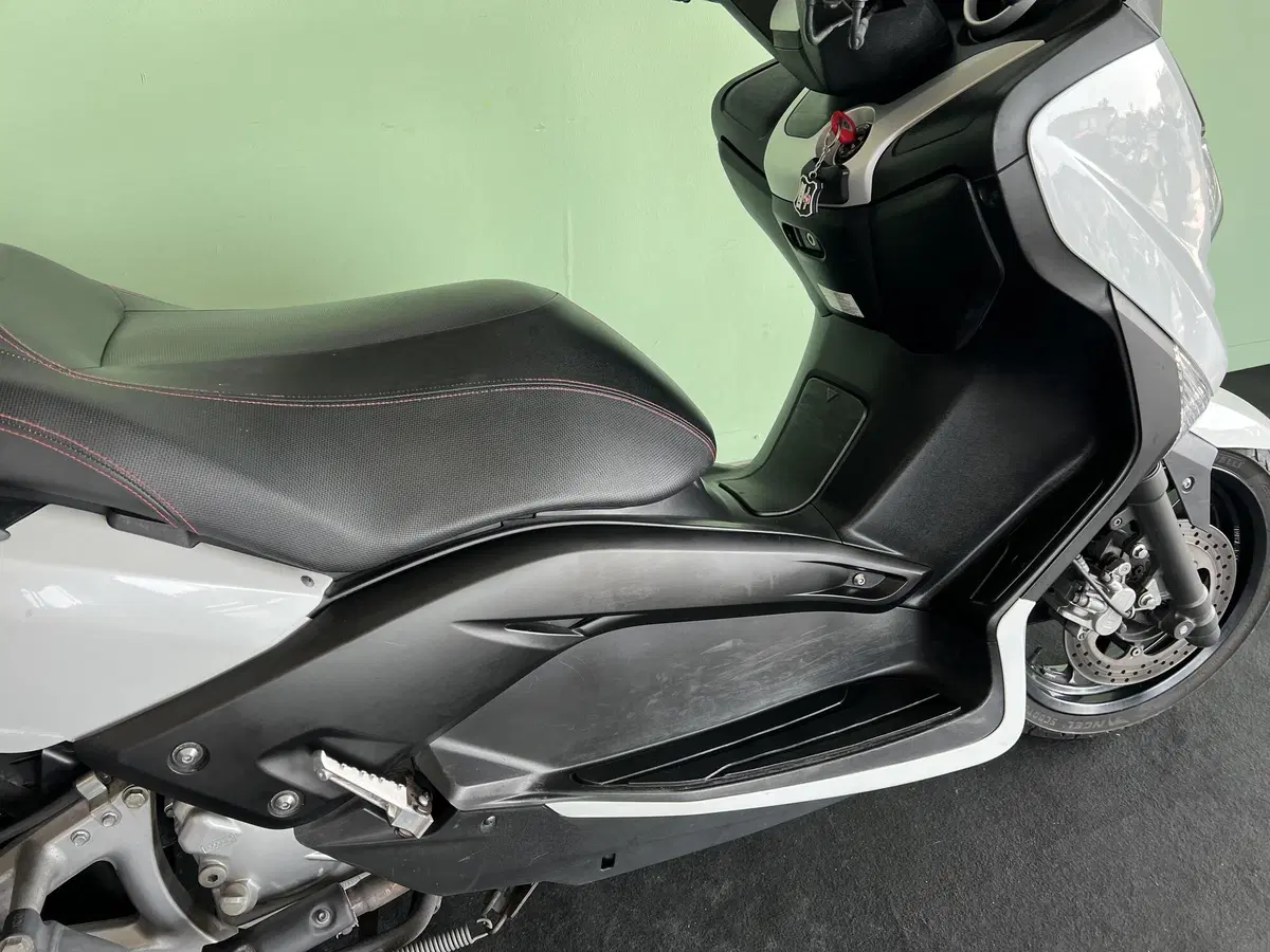 Yamaha X-Max 250 (2010 - 13) (12)