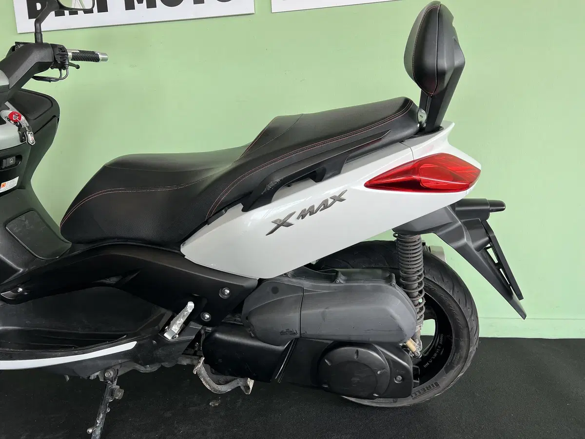Yamaha X-Max 250 (2010 - 13) (17)