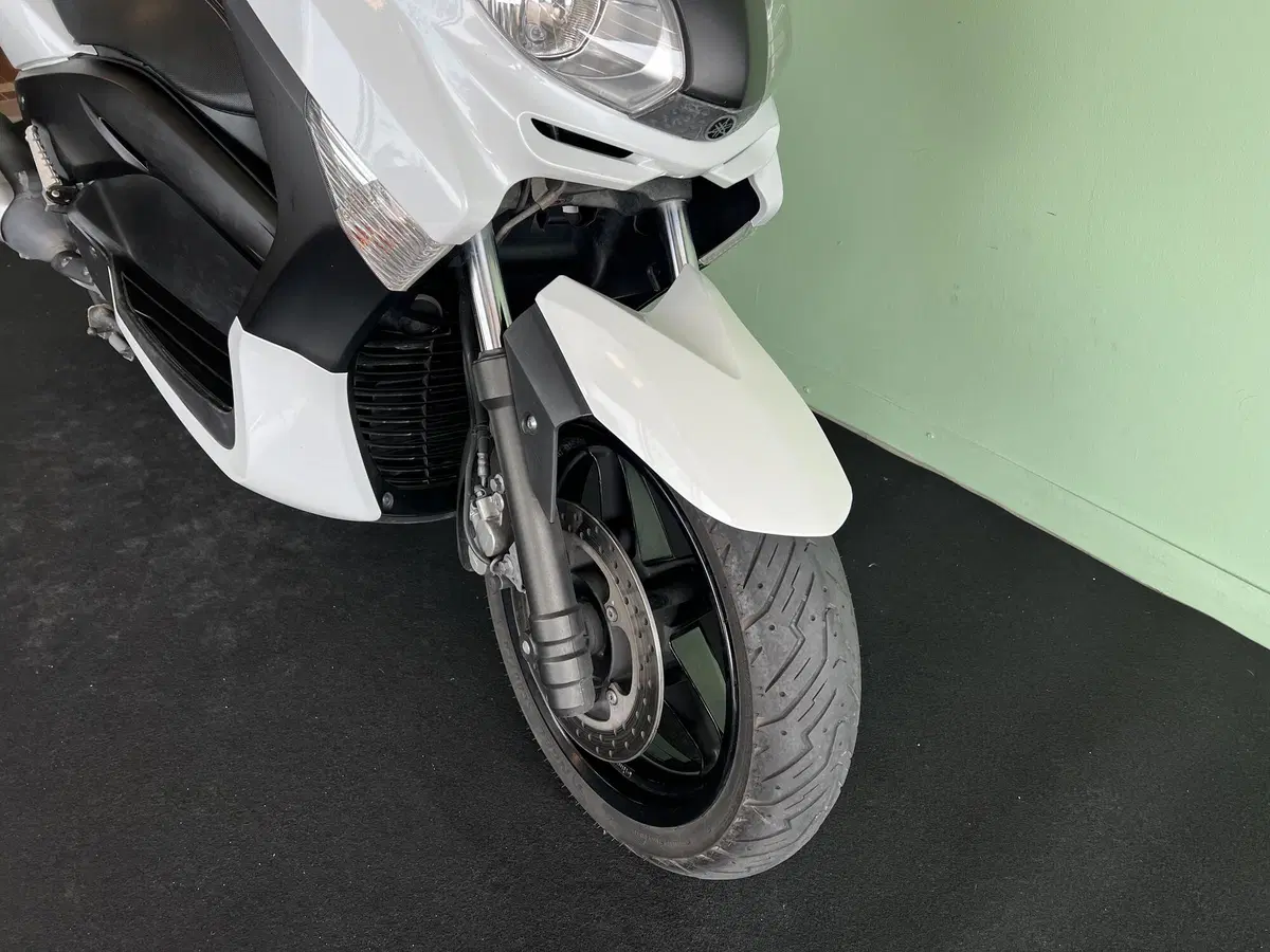Yamaha X-Max 250 (2010 - 13) (19)